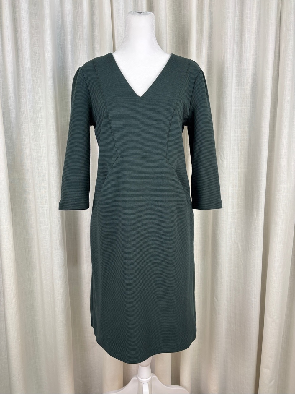 Boden Brontë Ottoman Forest Green Stretch Knit V-Neck Dress with Pockets